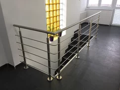 nerezové zábradlie